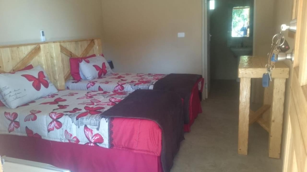 Montanique Lodge Buffelspoort Esterno foto